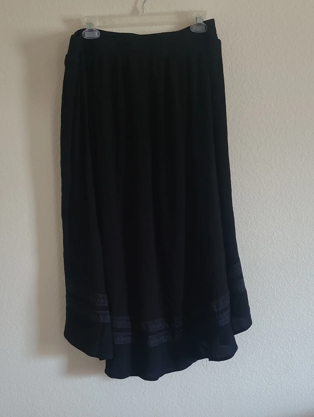 Torrid Black Ruffled Lace High-Low Skirt Size 2 (2X)